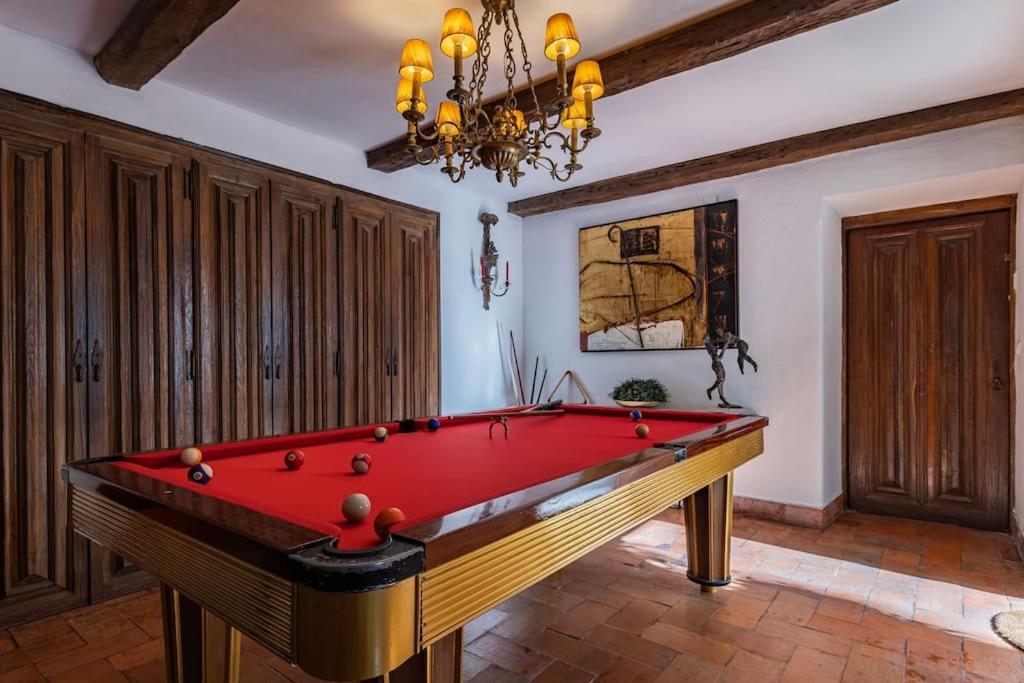Вилла Unique Luxurious 17-Century Smart Chapel In Historical Center - Sintra Wow Экстерьер фото